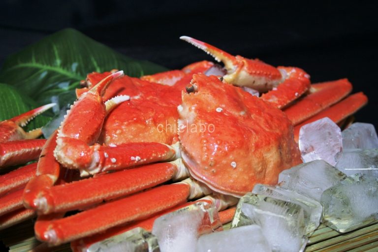 タラバガニとズワイガニはどっちが高い！？美味しい部位と食べ方！ 知恵ラボ